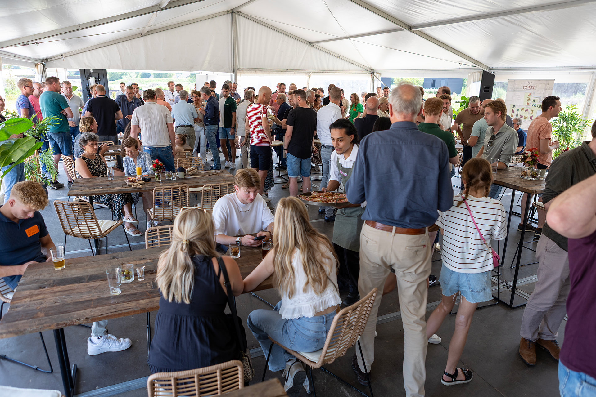 Officiële start bouw nieuwbouwwijk Veenrijck in Nijkerkerveen